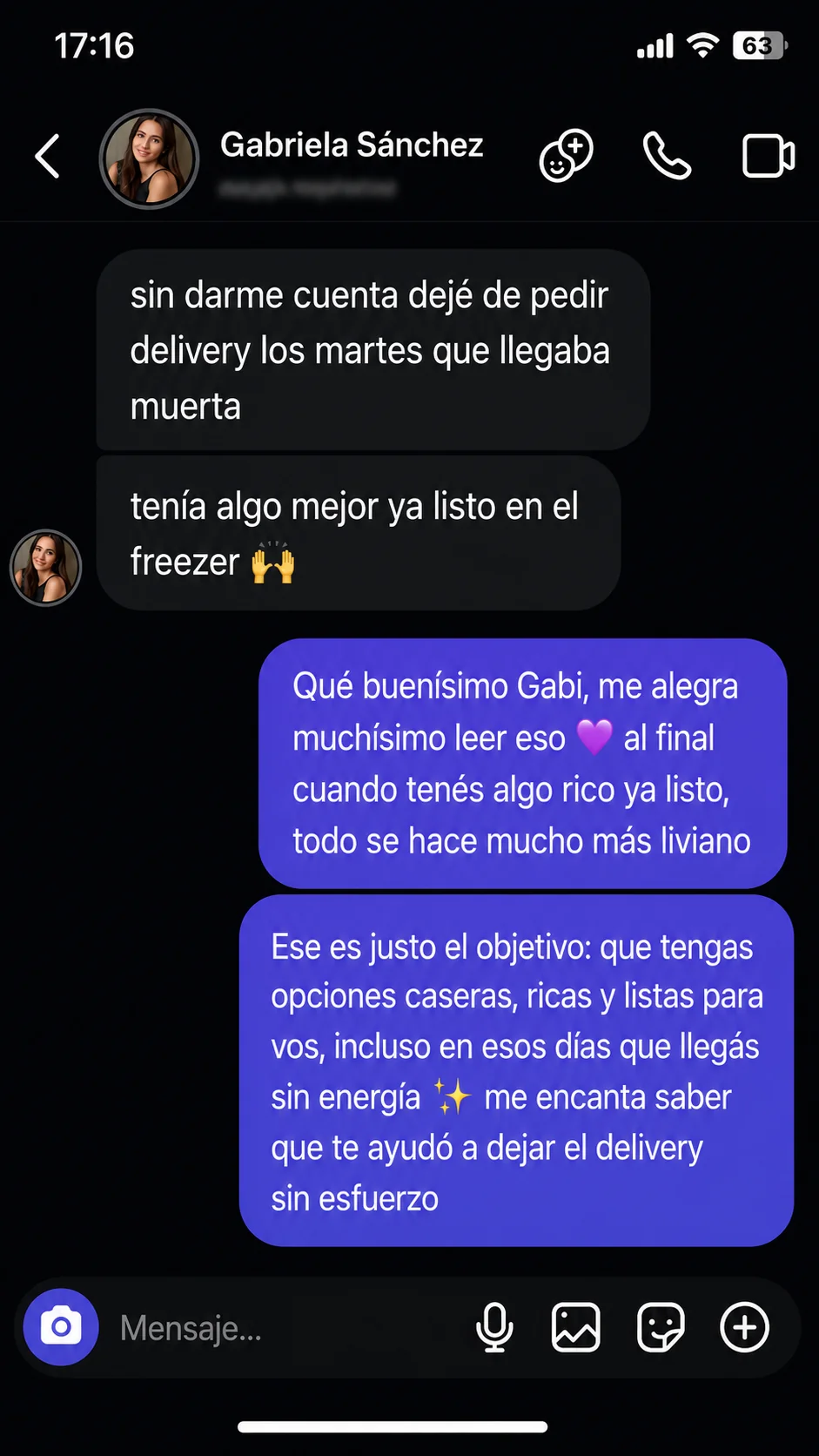Conversación de Instagram: clienta cuenta que dejó de pedir delivery los días que llegaba cansada